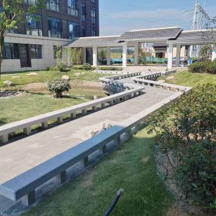 铜川 芝麻灰小区坐凳&栏杆安装效果