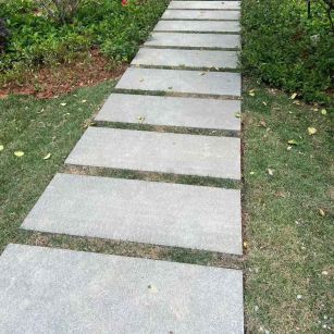 铜川 芝麻黑小区踏步、汀步石铺装效果