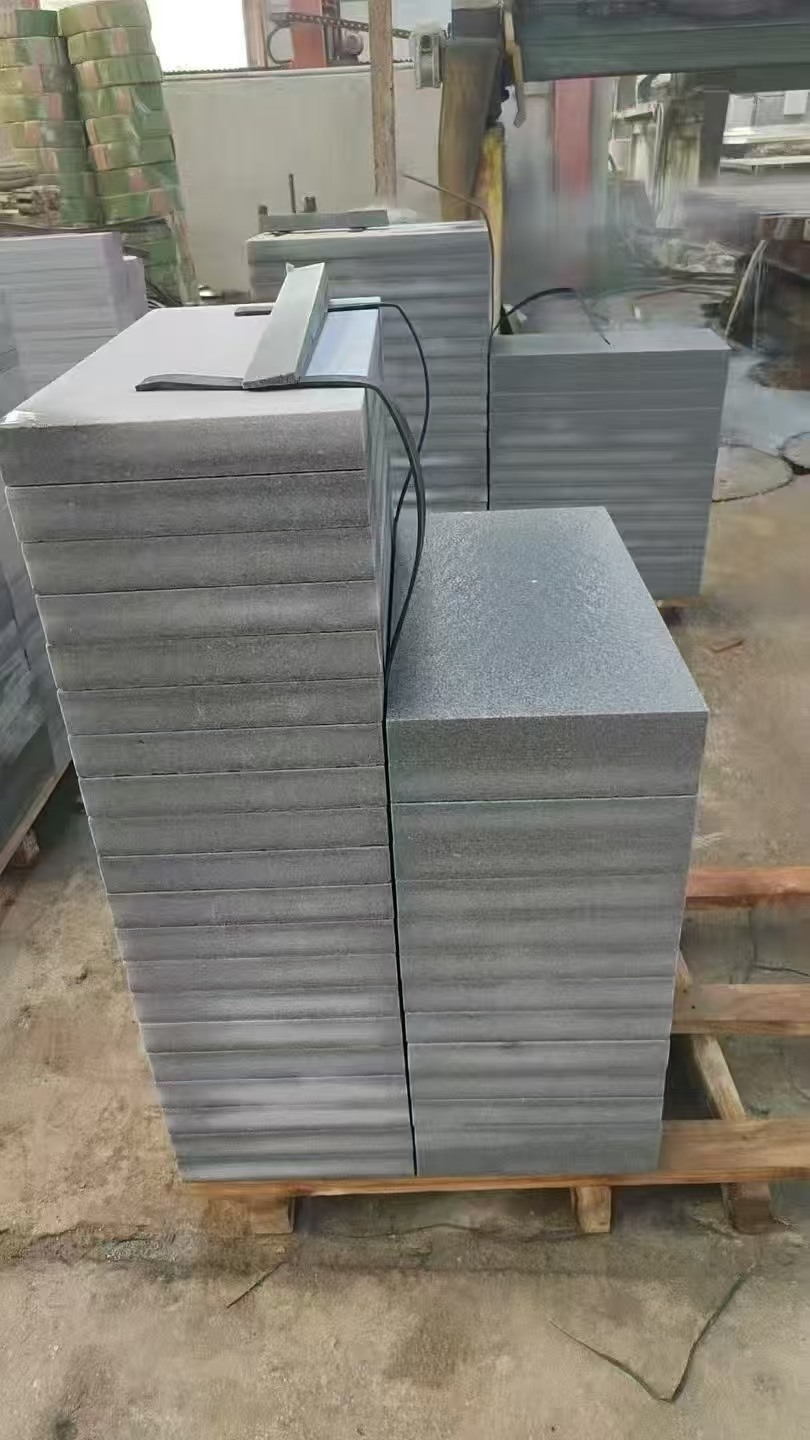 铜川 芝麻灰火烧面300*600*50地铺石材